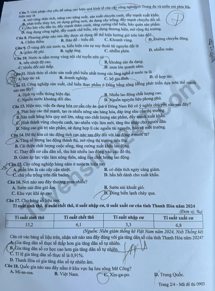 Dap an de thi tot nghiep THPT 2026 mon Dia - Ma de 0903