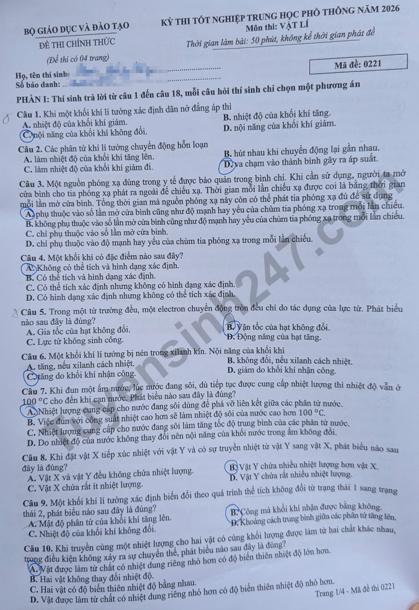 Giai chi tiet va Dap an de thi tot nghiep THPT 2026 mon Ly - Ma de 0221