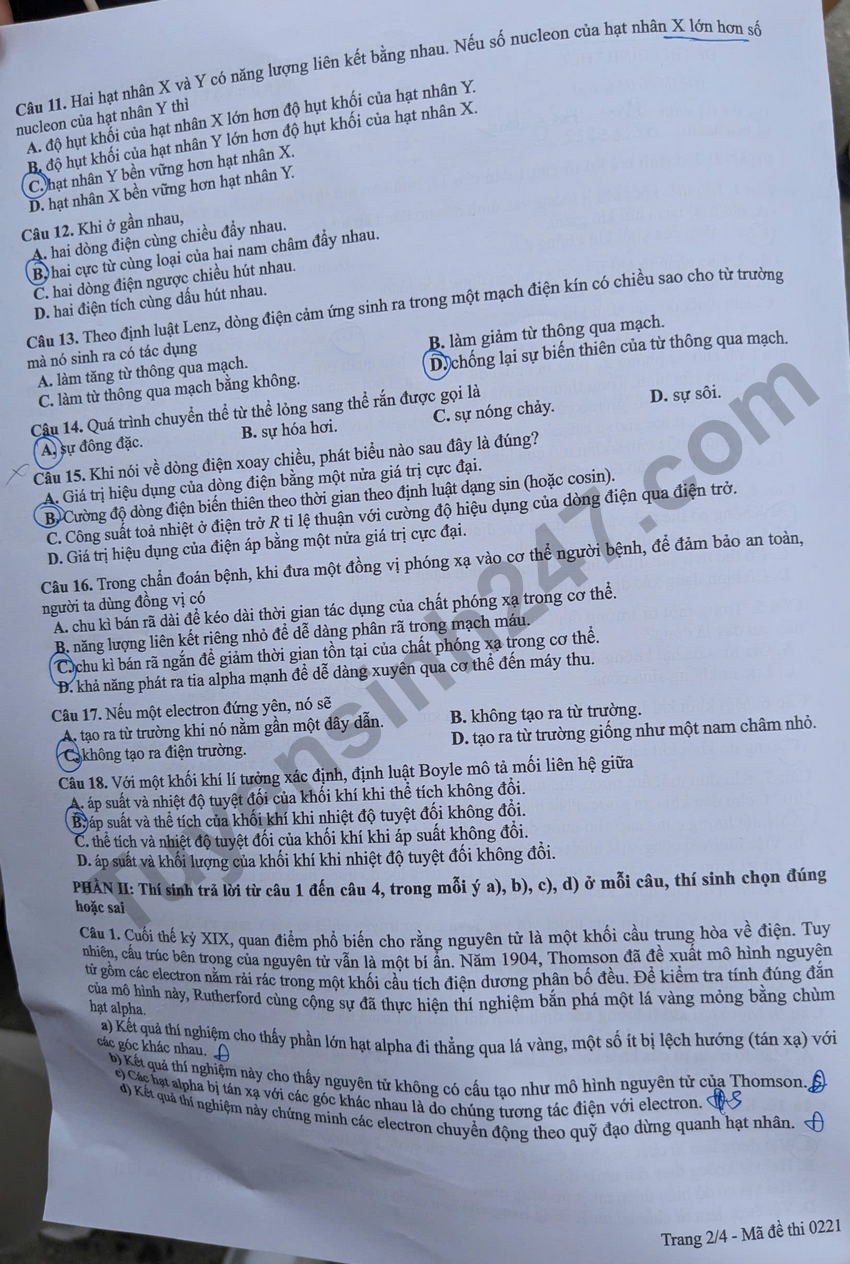 Giai chi tiet va Dap an de thi tot nghiep THPT 2026 mon Ly - Ma de 0221