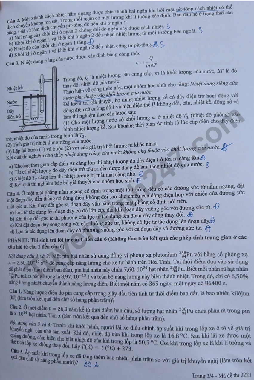 Giai chi tiet va Dap an de thi tot nghiep THPT 2026 mon Ly - Ma de 0221