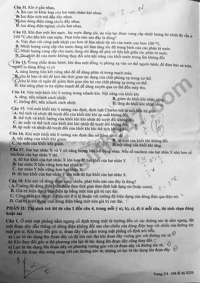 Doi chieu dap an de thi tot nghiep THPT 2026 mon Ly - Ma de 0239