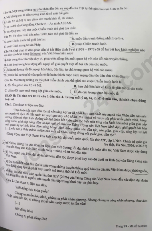 Xem dap an de thi tot nghiep THPT 2026 mon Su - Ma de 0808