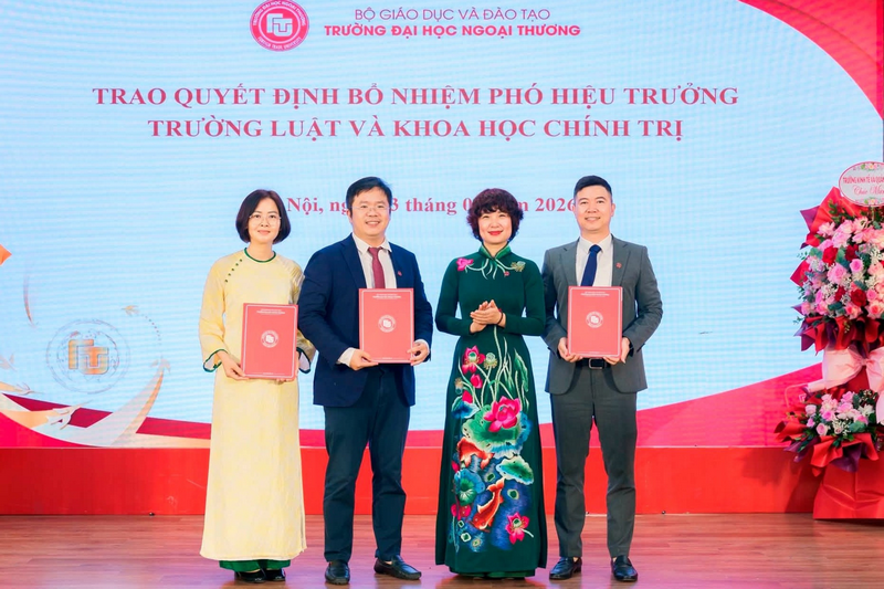 Truong Dai hoc Ngoai thuong - FTU thanh lap 4 truong truc thuoc