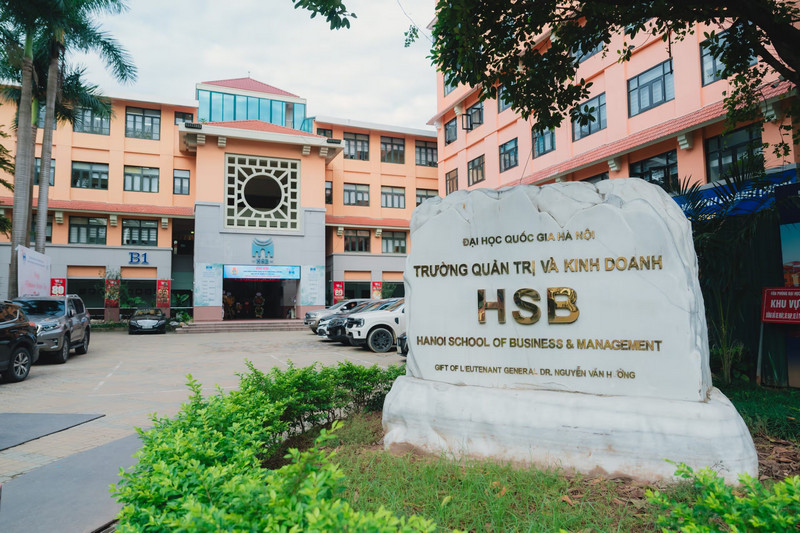 Dai hoc Quan tri va Kinh doanh - DHQGHN xet tuyen bo sung dot 2 