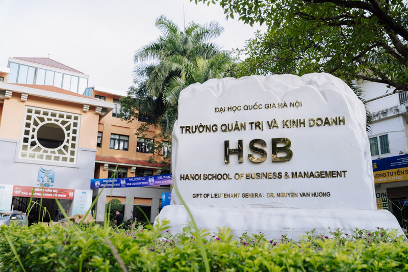 DH Quoc gia Ha Noi phan hoi vu thi sinh tu do thanh khong du dieu kien xet tuyen