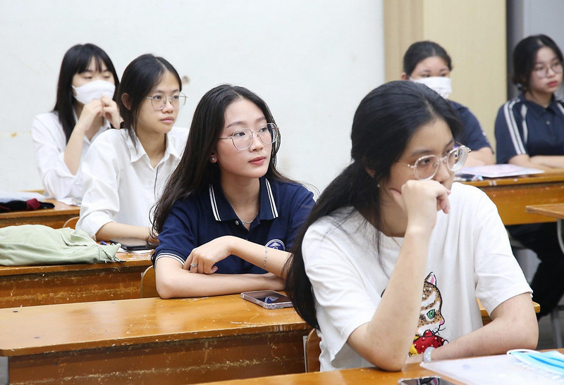 Cac truong lo rui ro khi moi nganh chi dung 1 phuong thuc xet tuyen