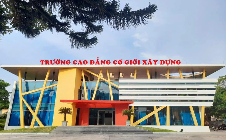 Chuyen giao 9 truong tu Bo Giao duc ve dia phuong quan ly