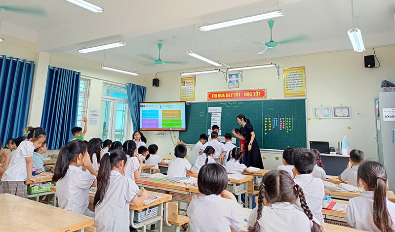 Bo GD va DT: Khong yeu cau cac truong dung chuong trinh lien ket
